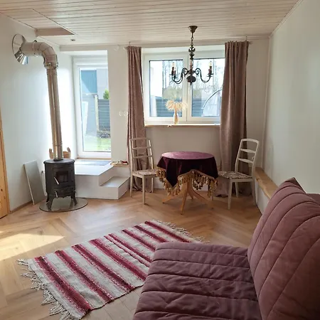 Apartment Tiigi